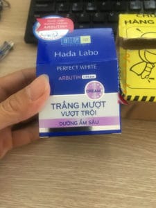 Review-Kem-Duong-Trang-Da-Hada-Labo-Perfect-White-11
